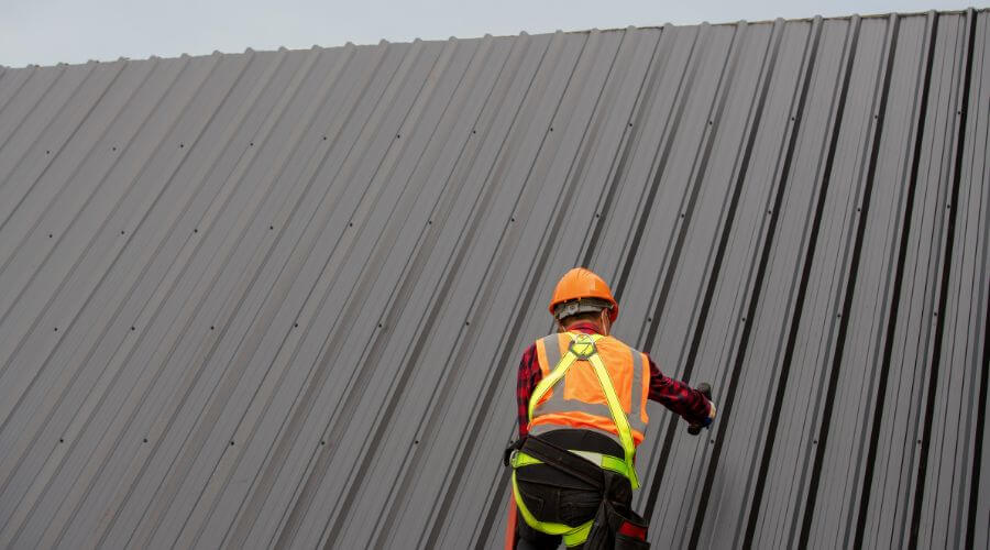 Expert top industrial roofings services in Newhall, CA